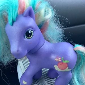 Meet your Posher, Cj